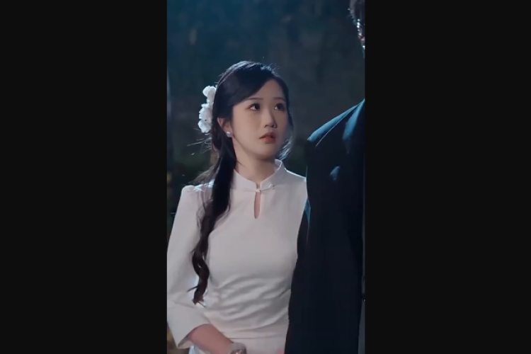 Nonton Drama China Angel Bermuka Dua (2026) Full Episode Subtitle Indonesia, Pegawai Munafik Manfaatkan Bos Kaya Raya