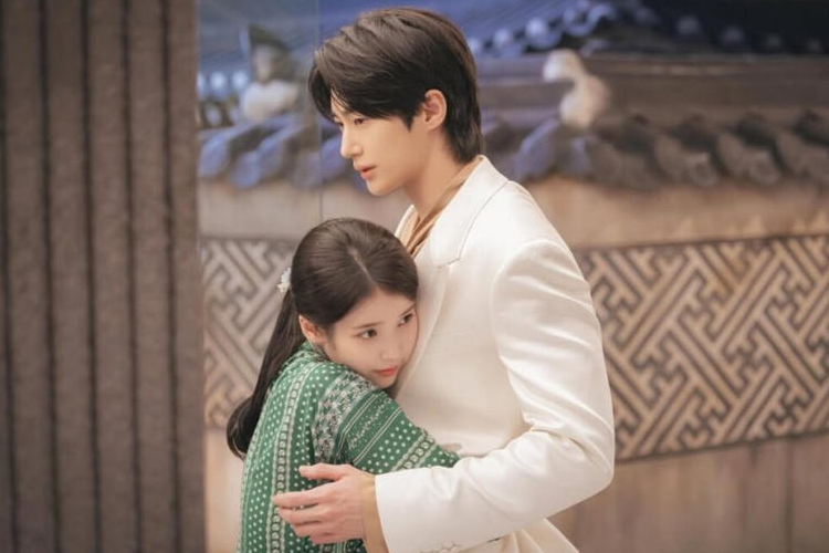 Nonton Drama Korea Perfect Crown (2026) Episode 9-10 Subtitle Indonesia, Pangeran Ian dan Seong Huiju Resmi Menikah